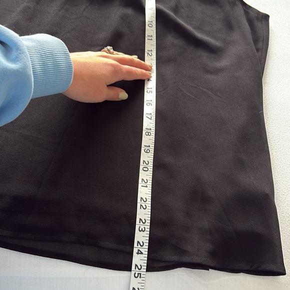 Michael Kors Chain Neck Keyhole Neck Halter Top - Picture 11 of 11